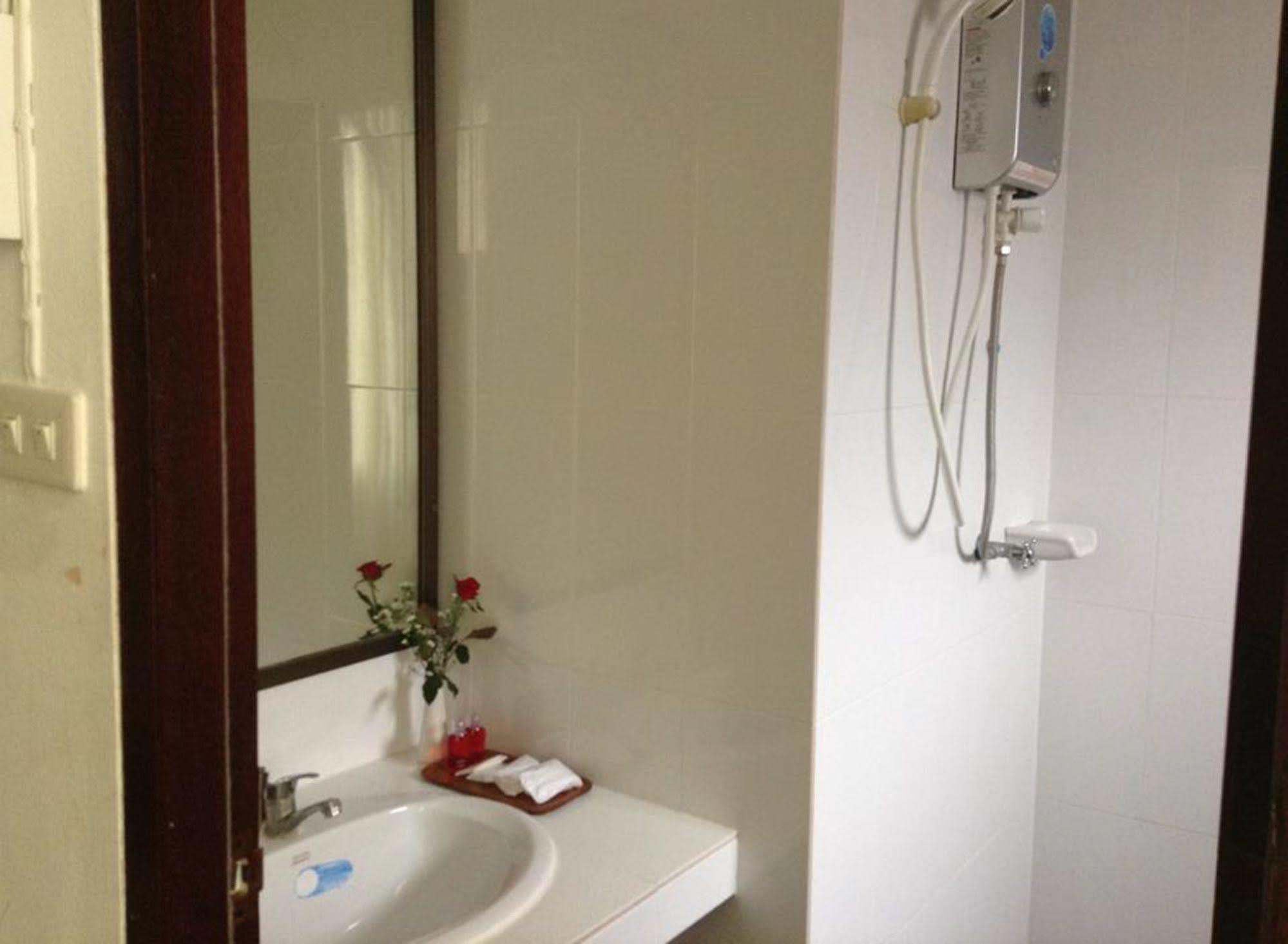 Vipa House Khách sạn Chiang Mai