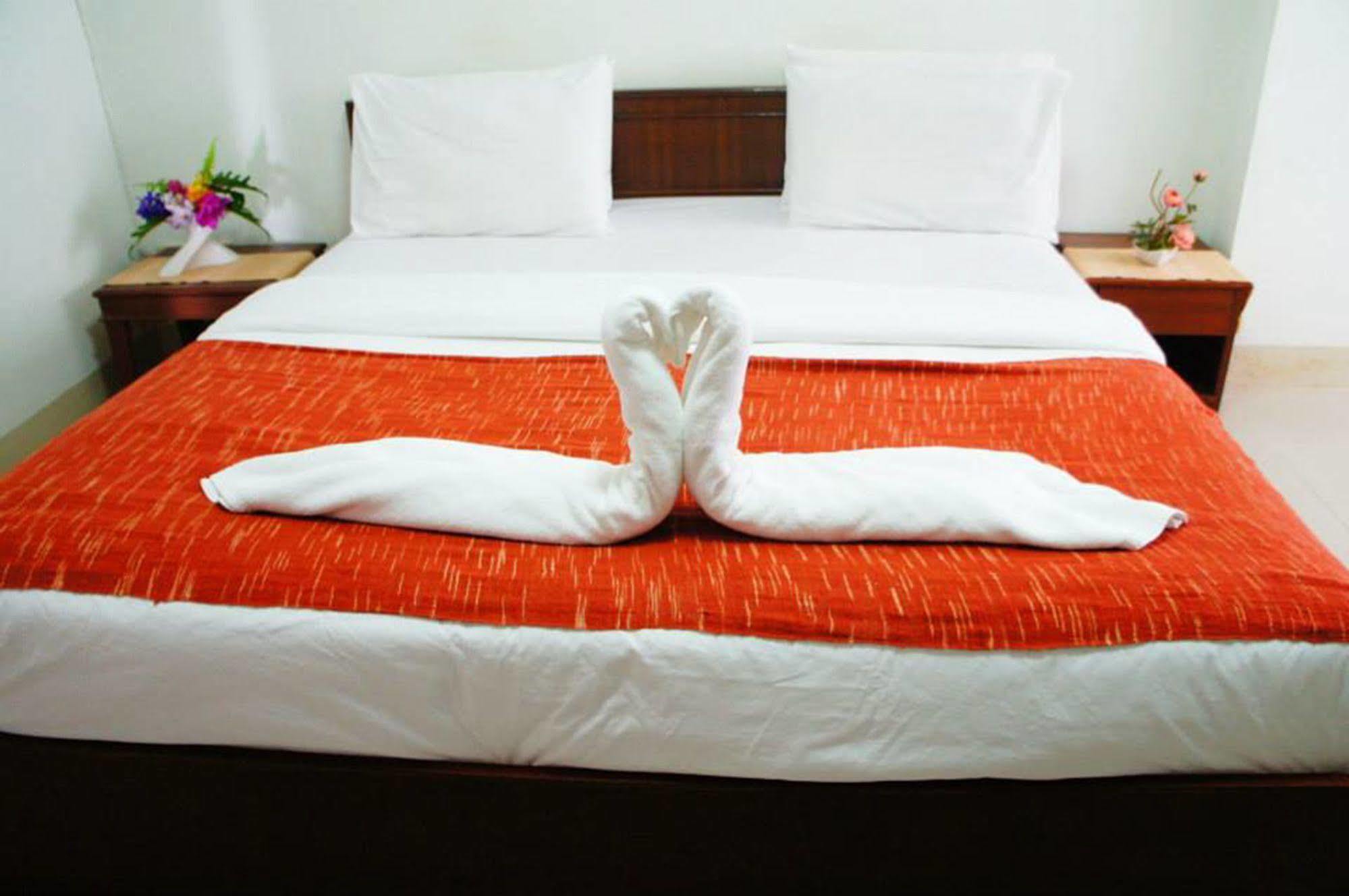 Vipa House Khách sạn 3*