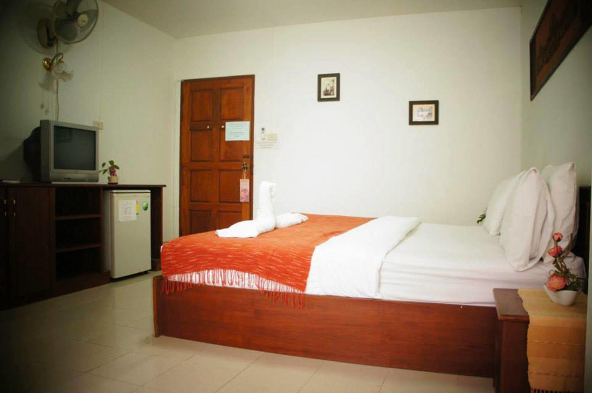 Vipa House Khách sạn Chiang Mai